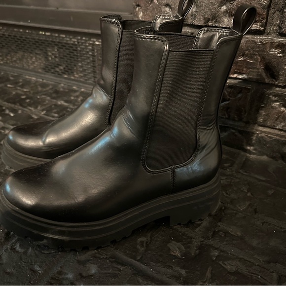 Black Leather Ankle Boots - Picture 1 of 5